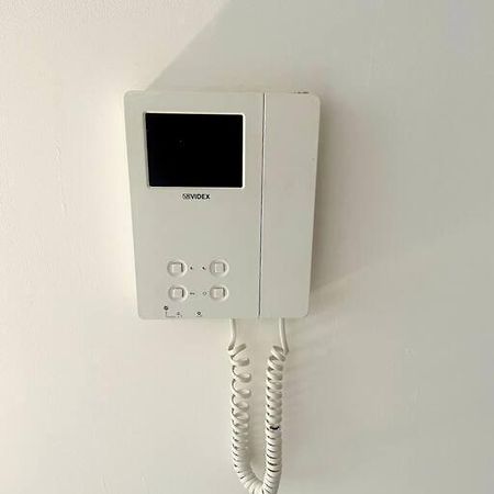 #215 1 Bed Serviced Apartment Derby Ngoại thất bức ảnh